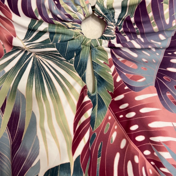 BLEU by Rod Beattie Plunge 1 Piece Swimsuit Sz6 NWT - Picture 5 of 5